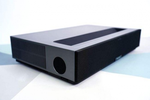 全色激光和三色激光电视哪个好,海信激光电视哪款是三色的