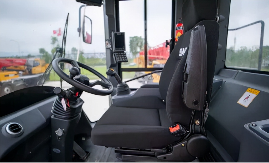 「21-sun测评」三一SW966K装载机详解，带你揭秘火爆秘辛