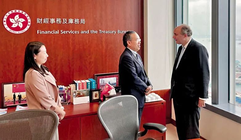 李嘉诚出售英国资产会到哪里投资,李嘉诚基金会邮储