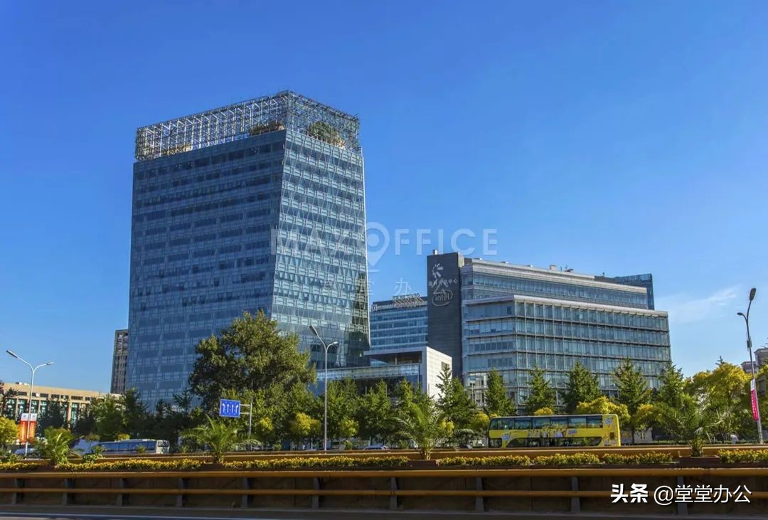 口碑好的写字楼出租市价,北京华贸写字楼租金