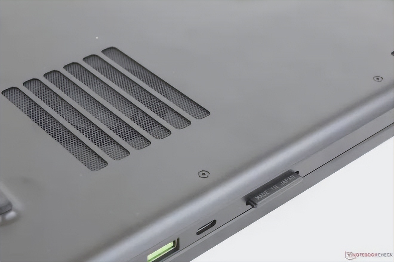 razerblade雷蛇灵刃17专业版,razerblade雷蛇灵刃15