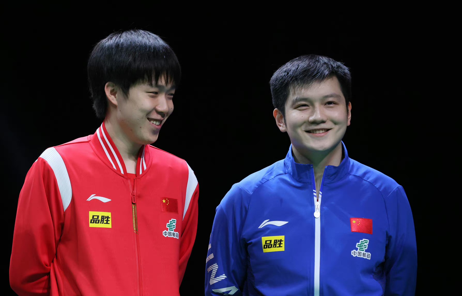 樊振东王楚钦胜韩国组合夺冠,樊振东王楚钦夺冠发布会