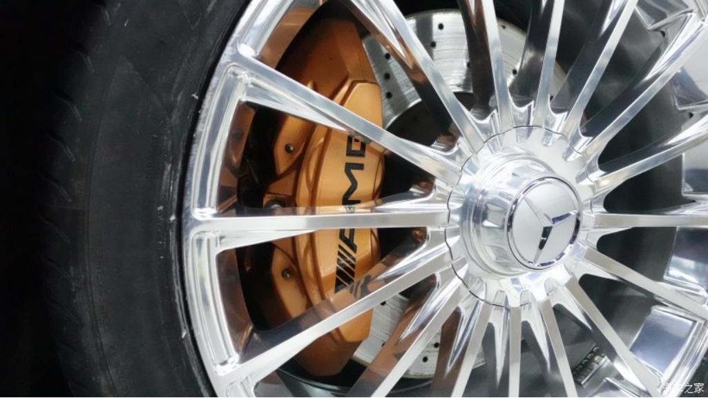 奔驰amggt63s升级先行版包围,奔驰amgc63改装外观