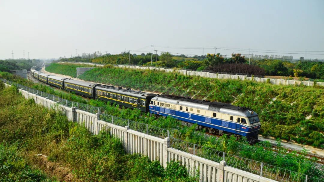 再见k歌翻唱,再见k歌伴奏