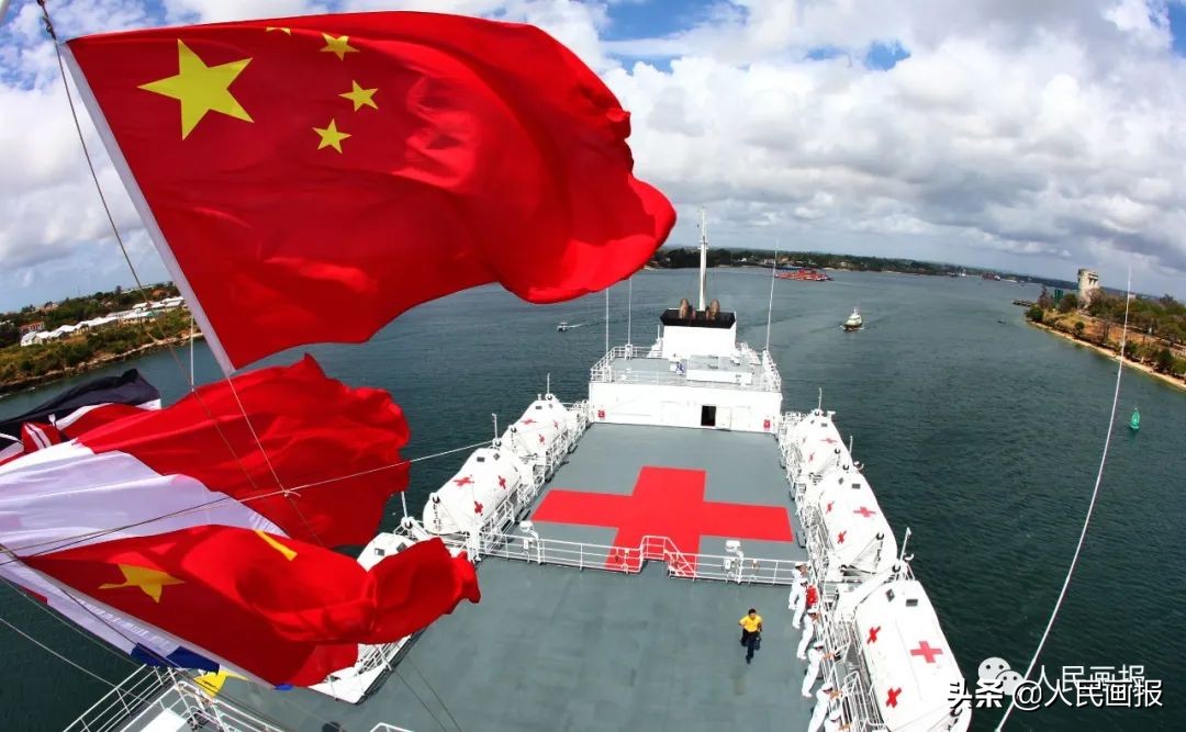 危急时刻他们筑牢生命屏障,守护群众安全他们冲在抗洪一线