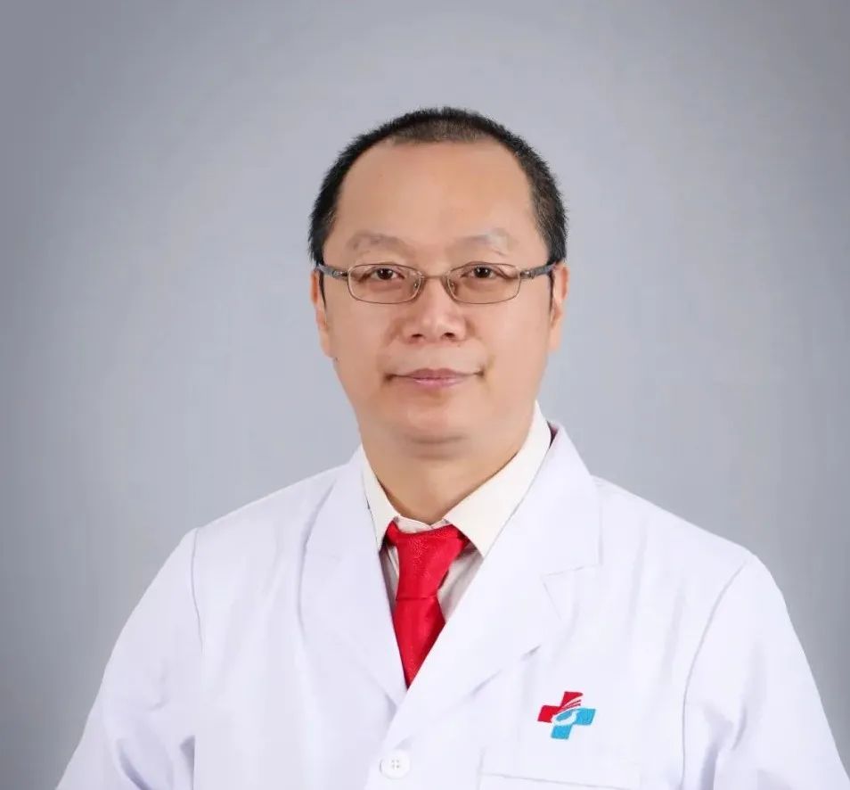 “胃”父亲把关，无痛胃肠镜让健康“肠”伴！