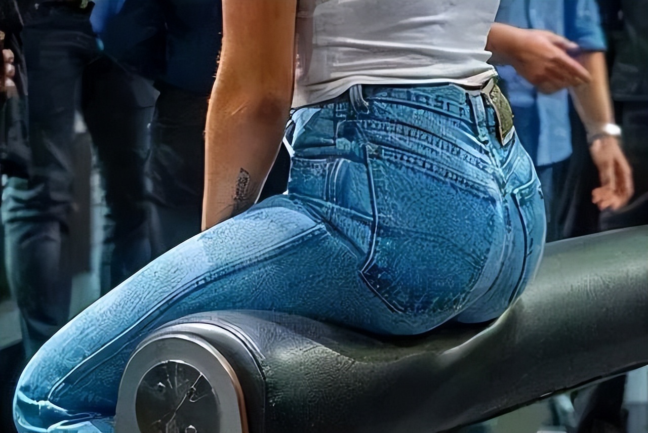 女生的这个部位，为什么有两坨“黑印”？扒一扒女生们的小秘密