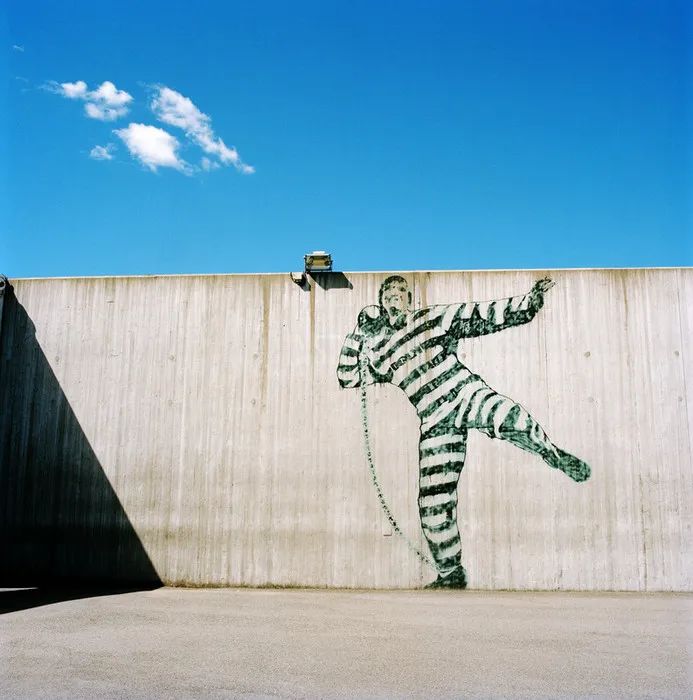 人性化监狱设计感,乌托邦牢房