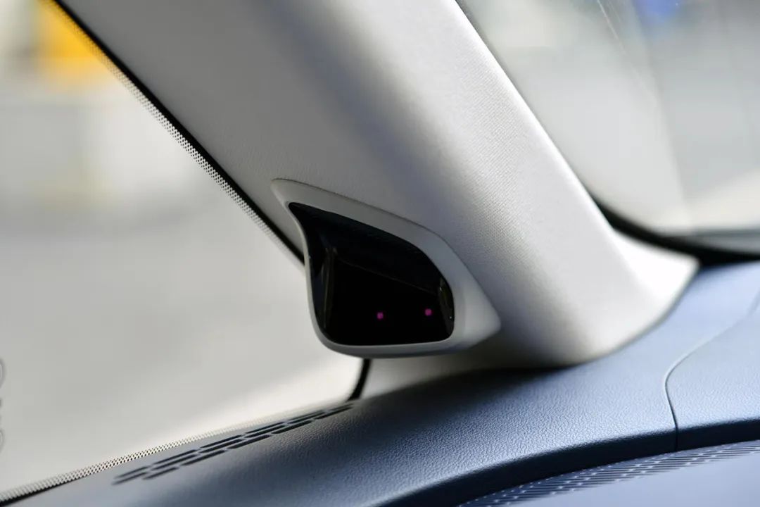 上汽大通maxusg90七座版低配,上汽大通maxusg90第三排