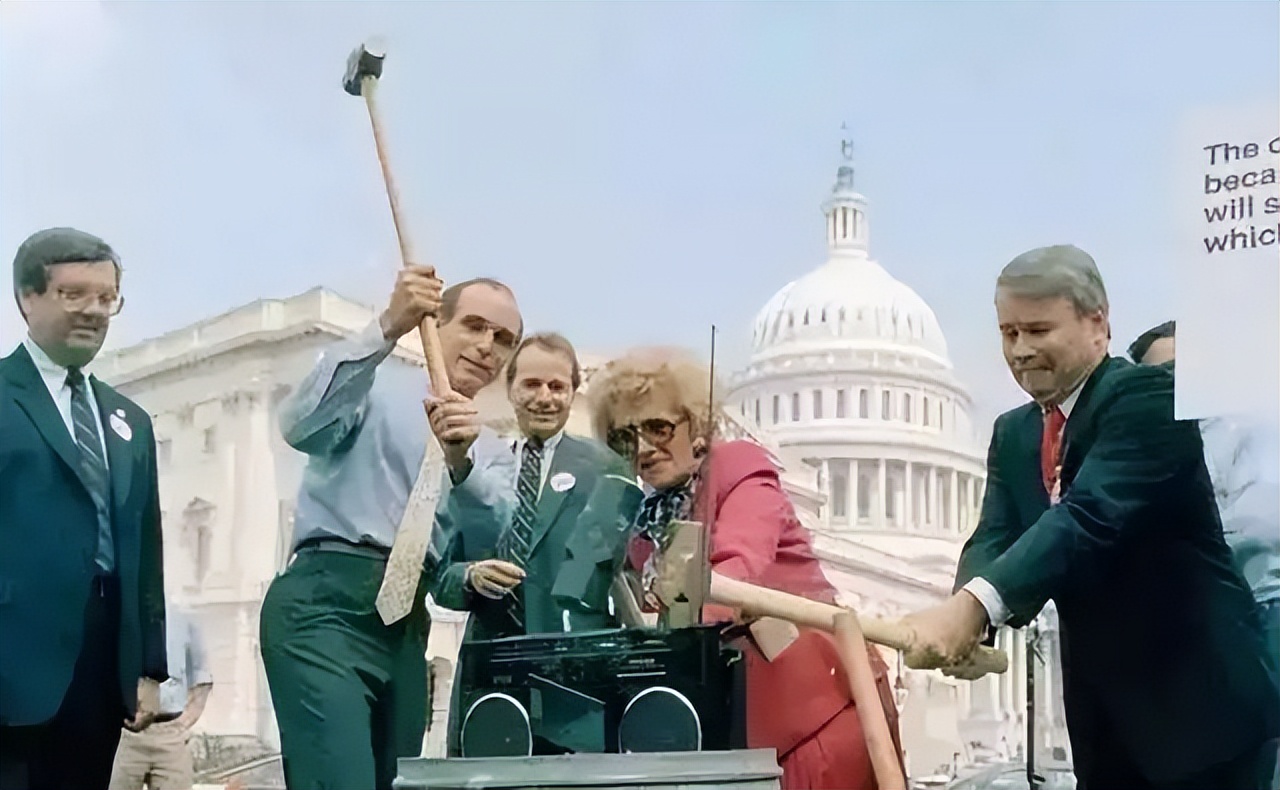 《风暴眼》,风暴眼最新视频