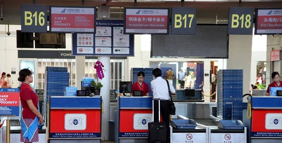 机场保洁大妈捡纸箱被判无期,保洁大妈捡破纸箱被判无期