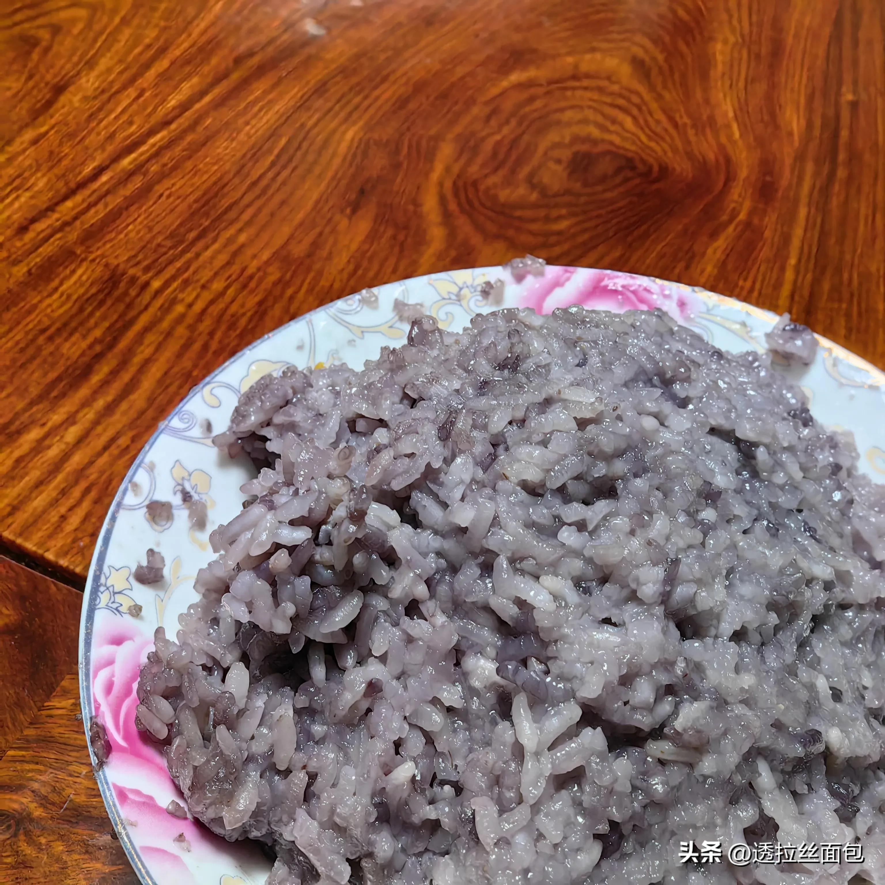 妈妈的早餐感言,妈妈的早餐满满爱的味道