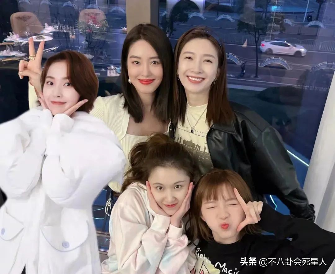 单眼斜视的明星,三白斗鸡眼