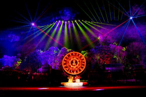 再获多项荣誉,再获殊荣后面一句