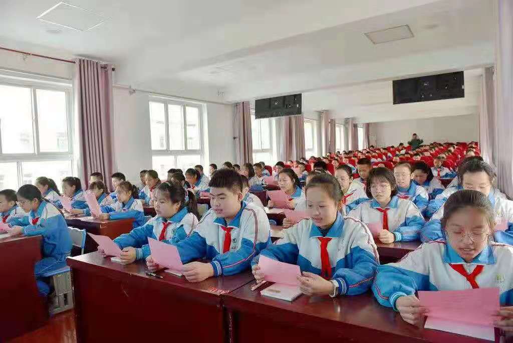 定边孩子来信说：读宋妈妈《青少年人生格言》心里瞬间充满了力量