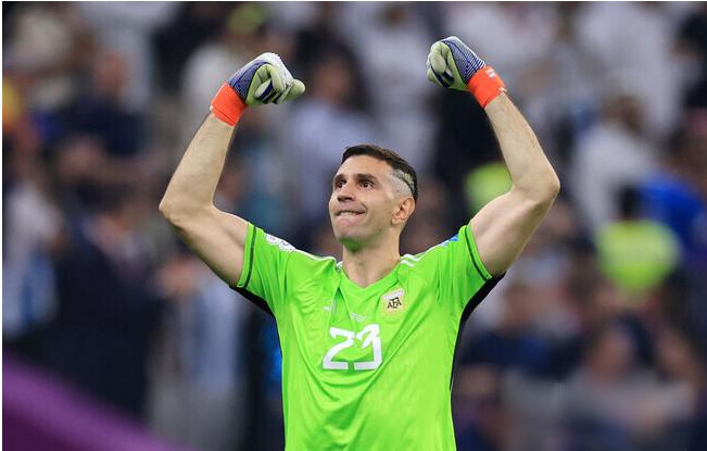 世界杯金手套马丁内斯,阿根廷守门员马丁内斯金手套奖