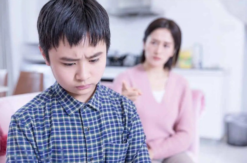 妈妈生病了却还要担心我,妈妈生病了却不告诉我