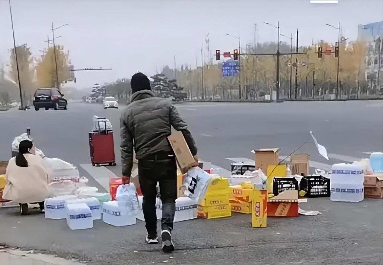 神通广大的富贵人,神通广大的相关人物是谁