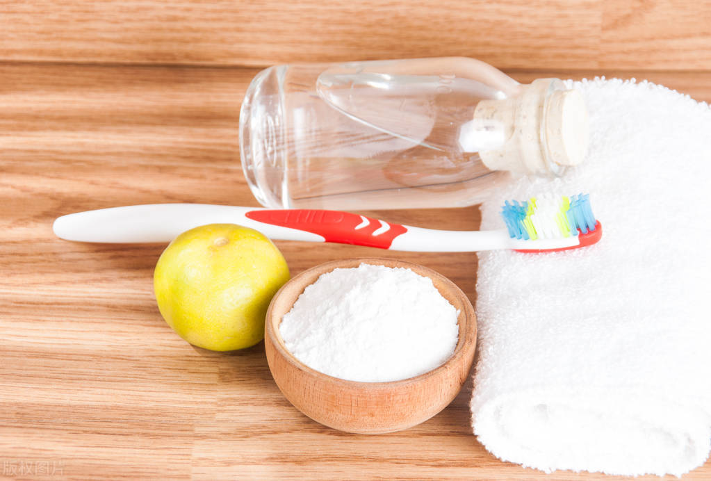 冰箱太脏了怎么洗才干净,冰箱脏了该怎么擦洗