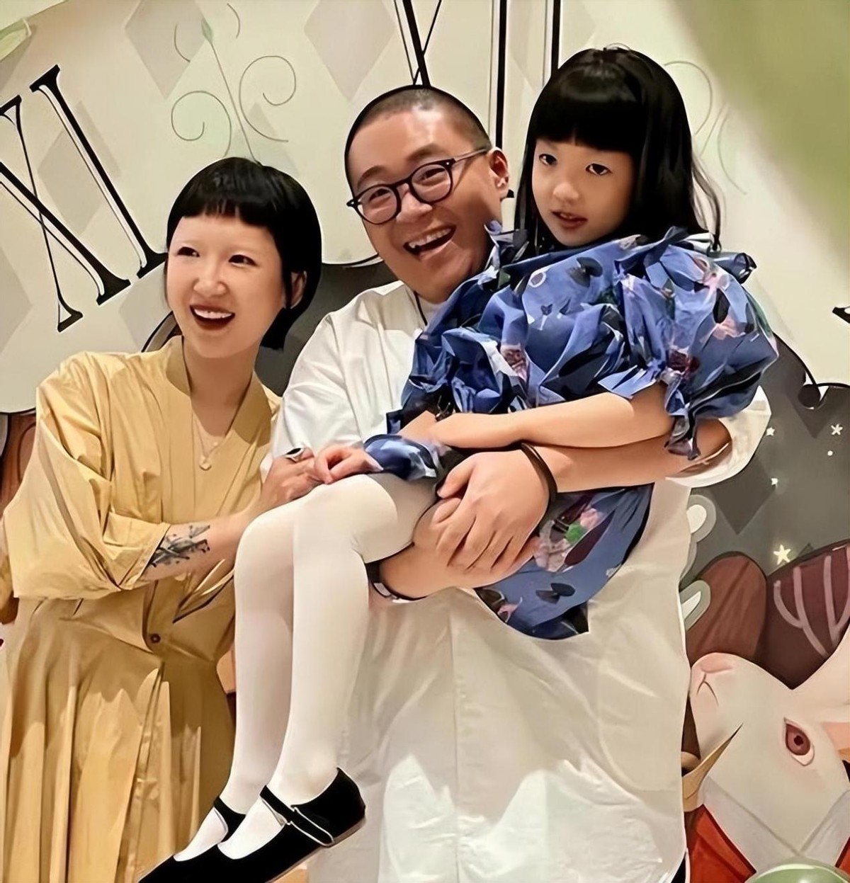 郝劭文婚礼释小龙伴郎,释小龙郝劭文当伴郎