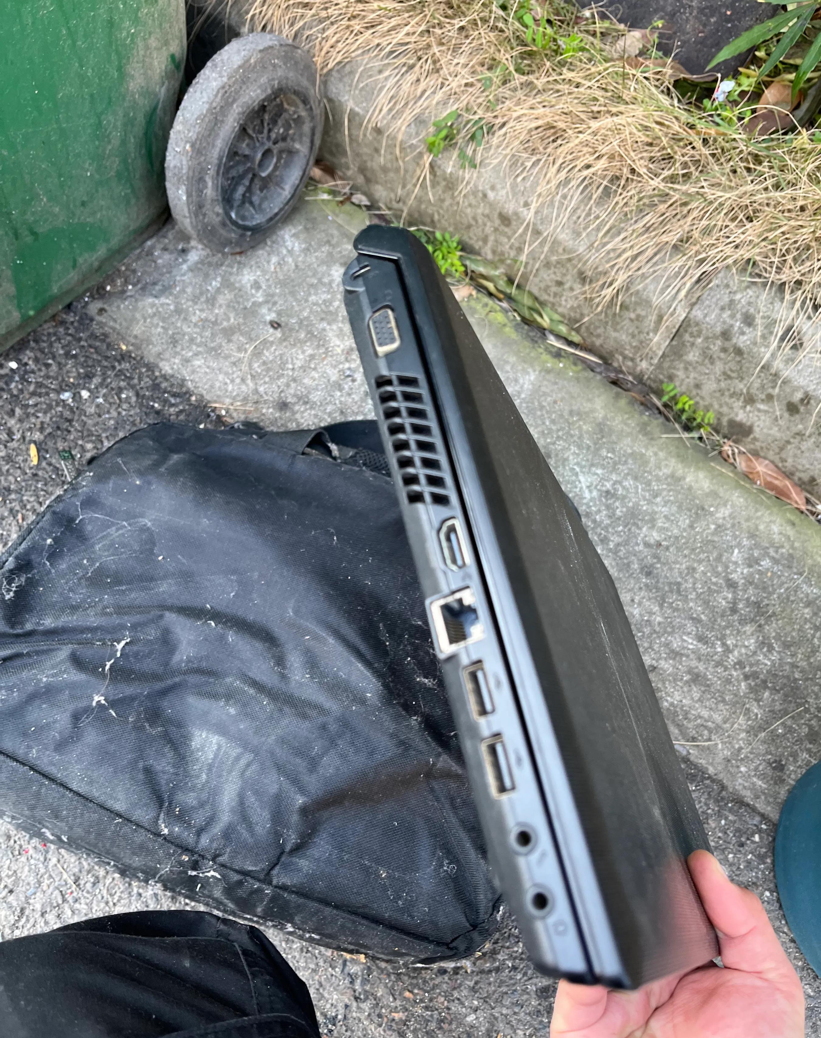 我网购了一个二手电脑,我网购了一台二手电脑