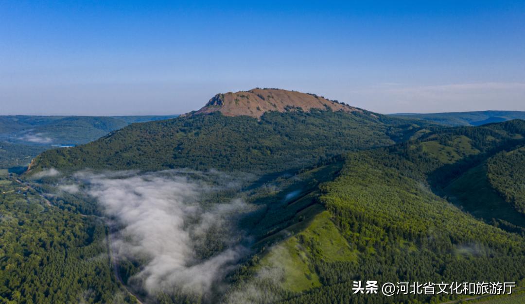 中国夏季避暑胜地排名前十,中国十大避暑胜地第一名你想不到