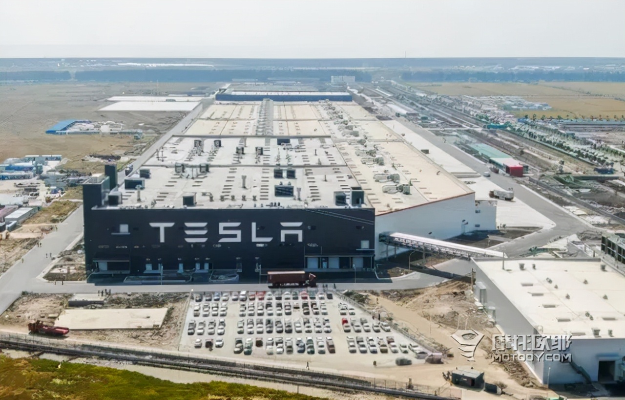 川崎异兽650二手跟春风650哪个好,春风650和川崎650哪个好