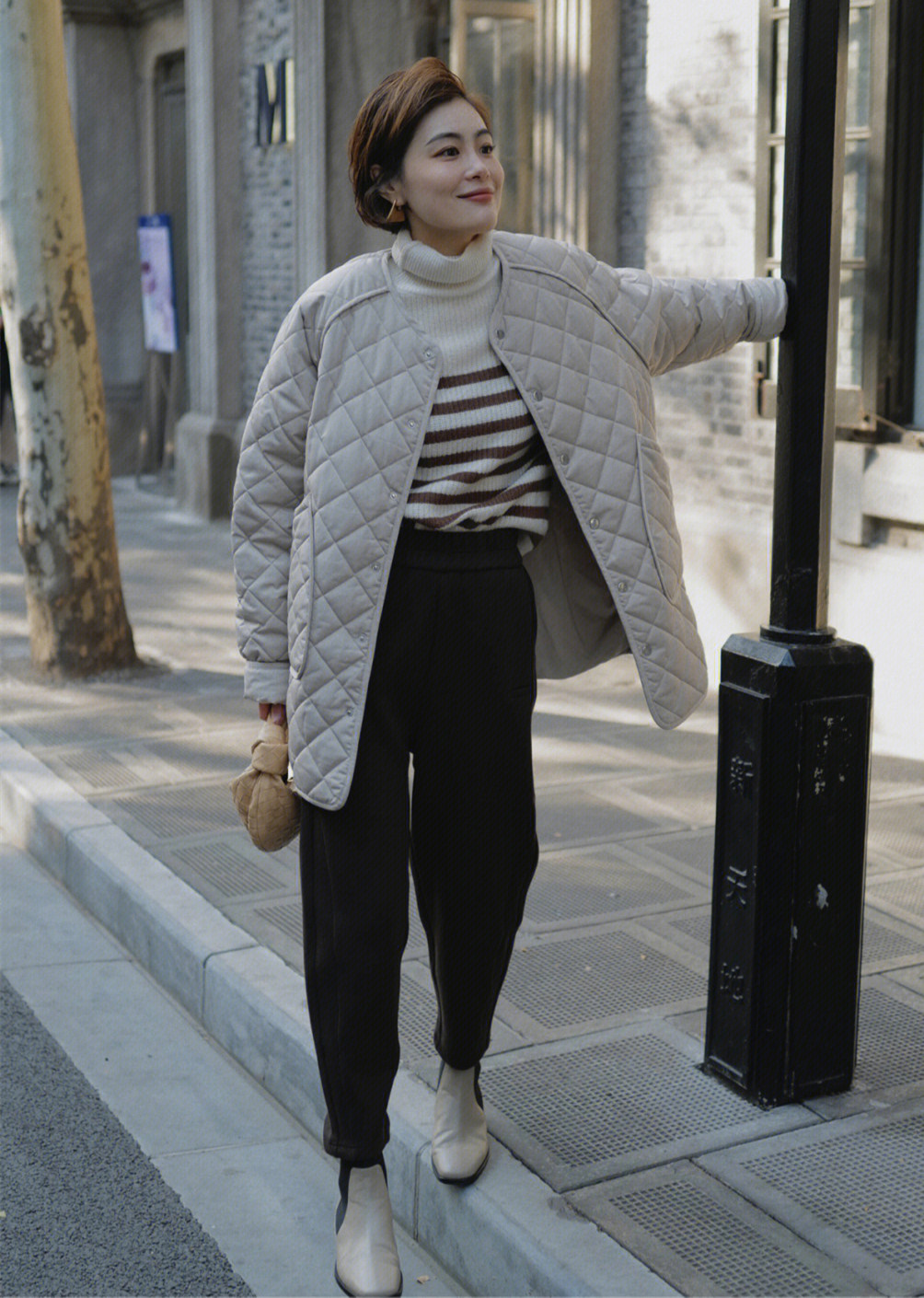 上了年纪女人四种裙子不建议穿,女人上了年纪尽量少穿四种外套