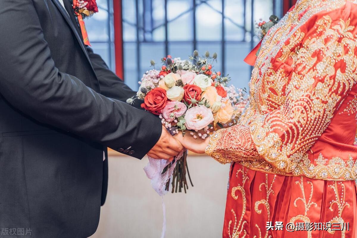 会摄影怎么能赚到钱,摄影用什么挣钱