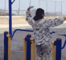 买新车适合发朋友圈的低调句子,买了新车怎么低调的发朋友圈