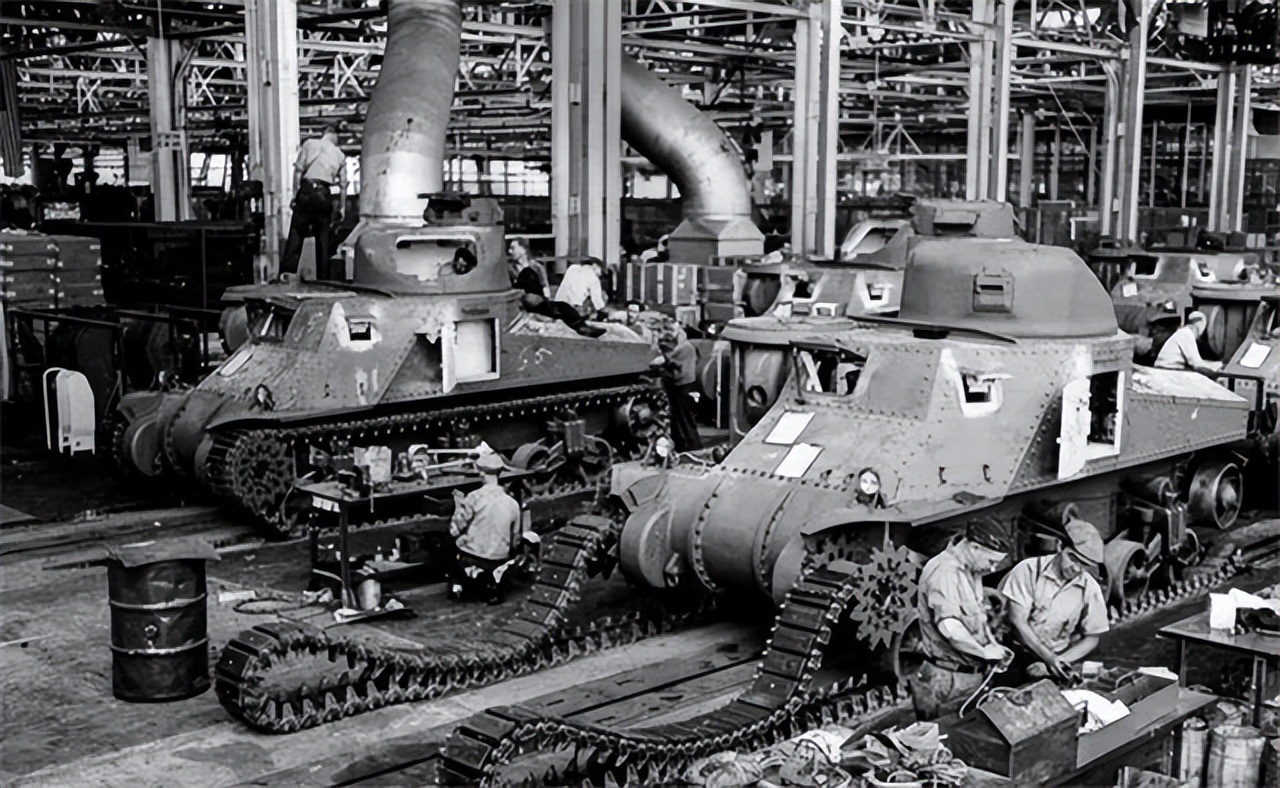 苏联74年，有个问题困扰每一代领导人，却被基辛格看透