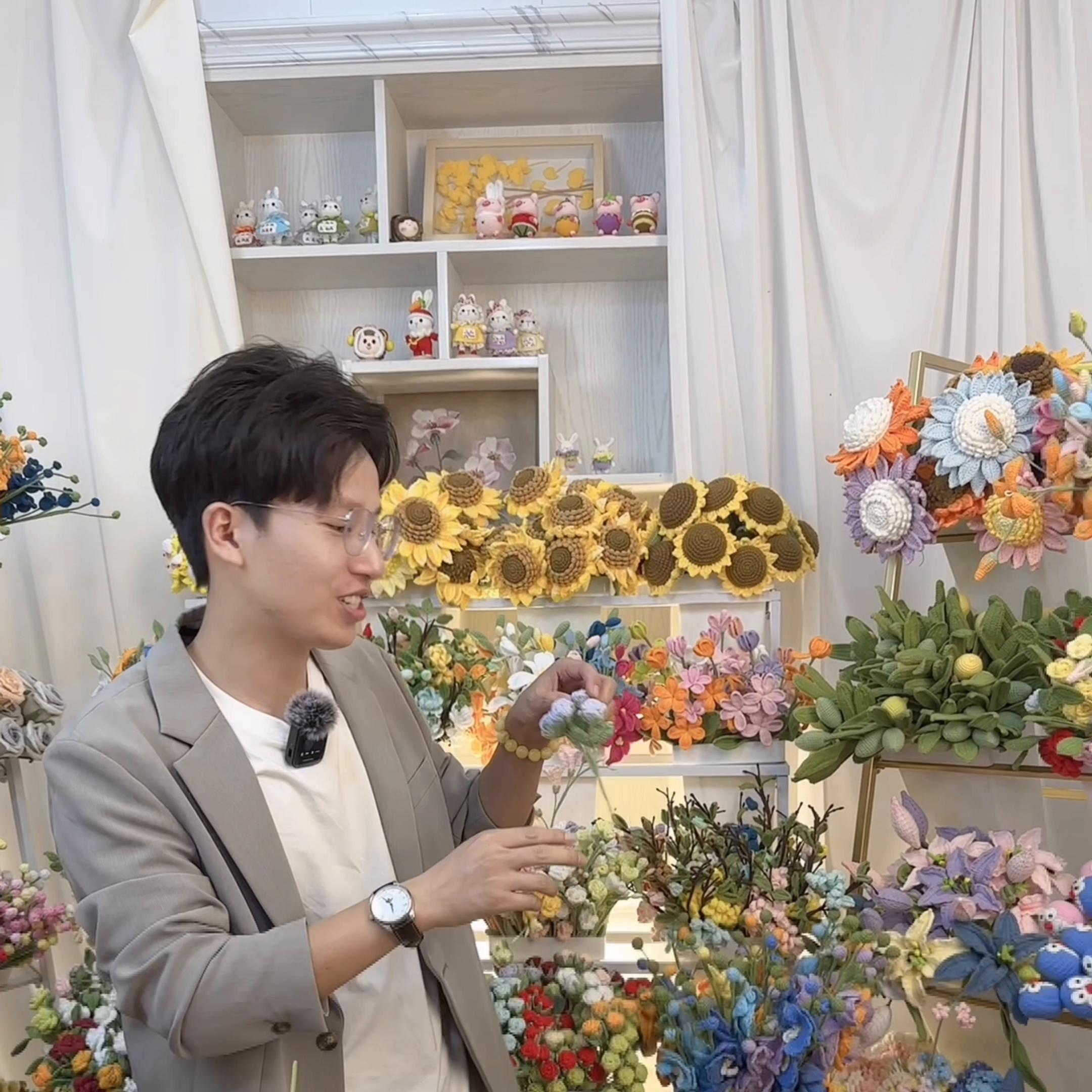 姐妹们看到这段的已经忍不住掉眼泪，这刻的幸福我都藏不住...