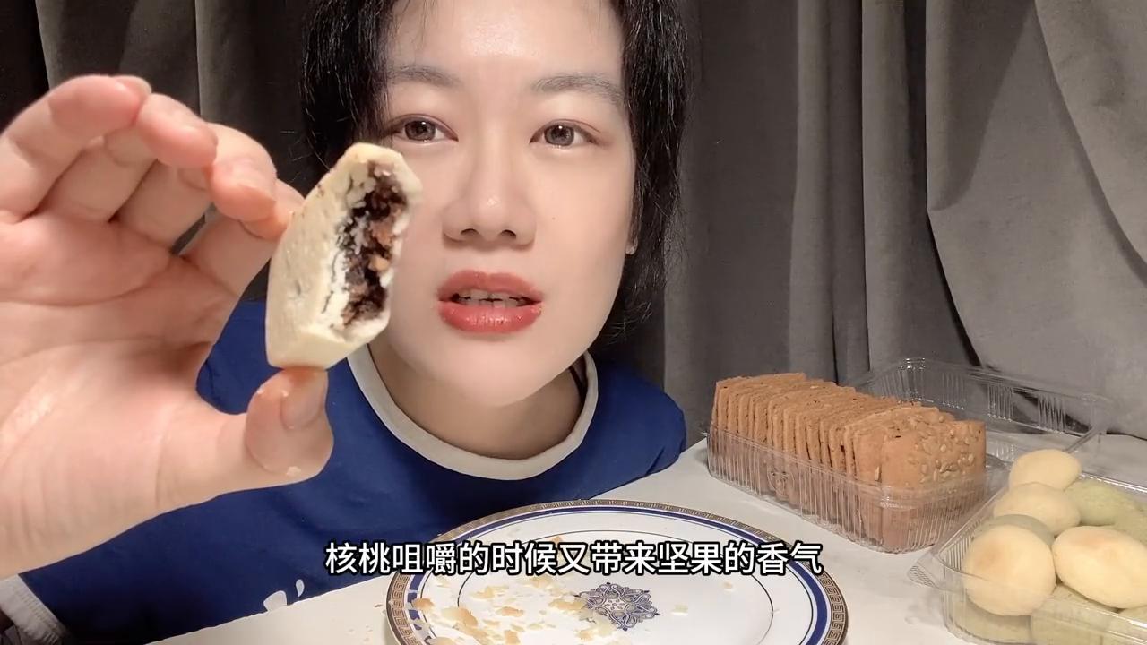 70元能在泸溪河买什么泸溪河月饼测评#美食vlog