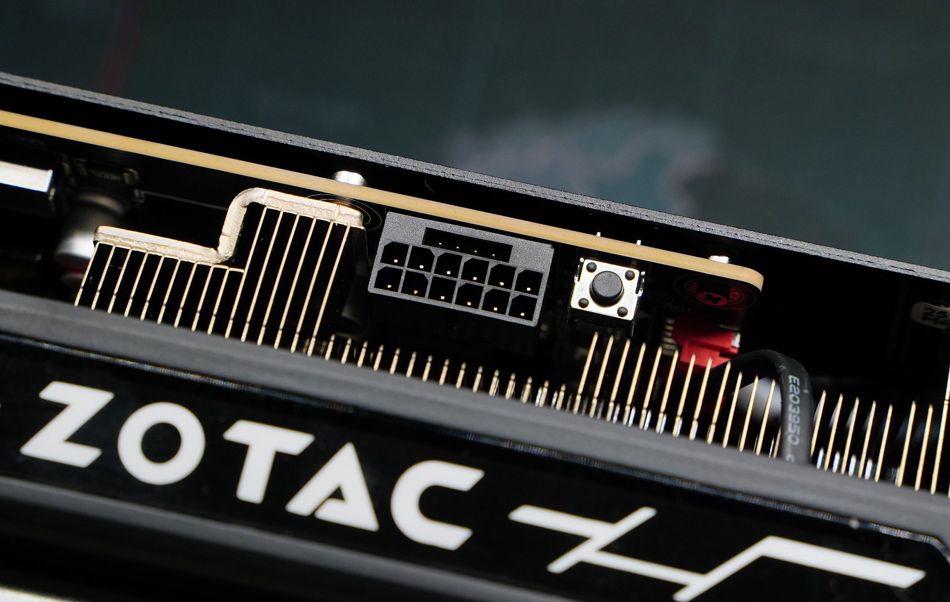 什么处理器打游戏用得比较好一点,八个处理器打游戏的性能怎么样