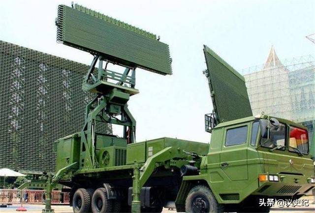 2008年厄瓜多尔,厄瓜多尔低价购买装备