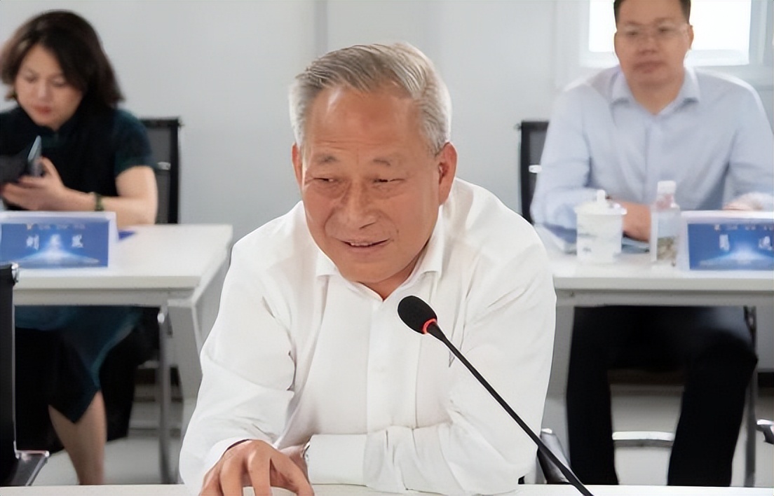 江苏首富严介和现状,江苏省首富严介和