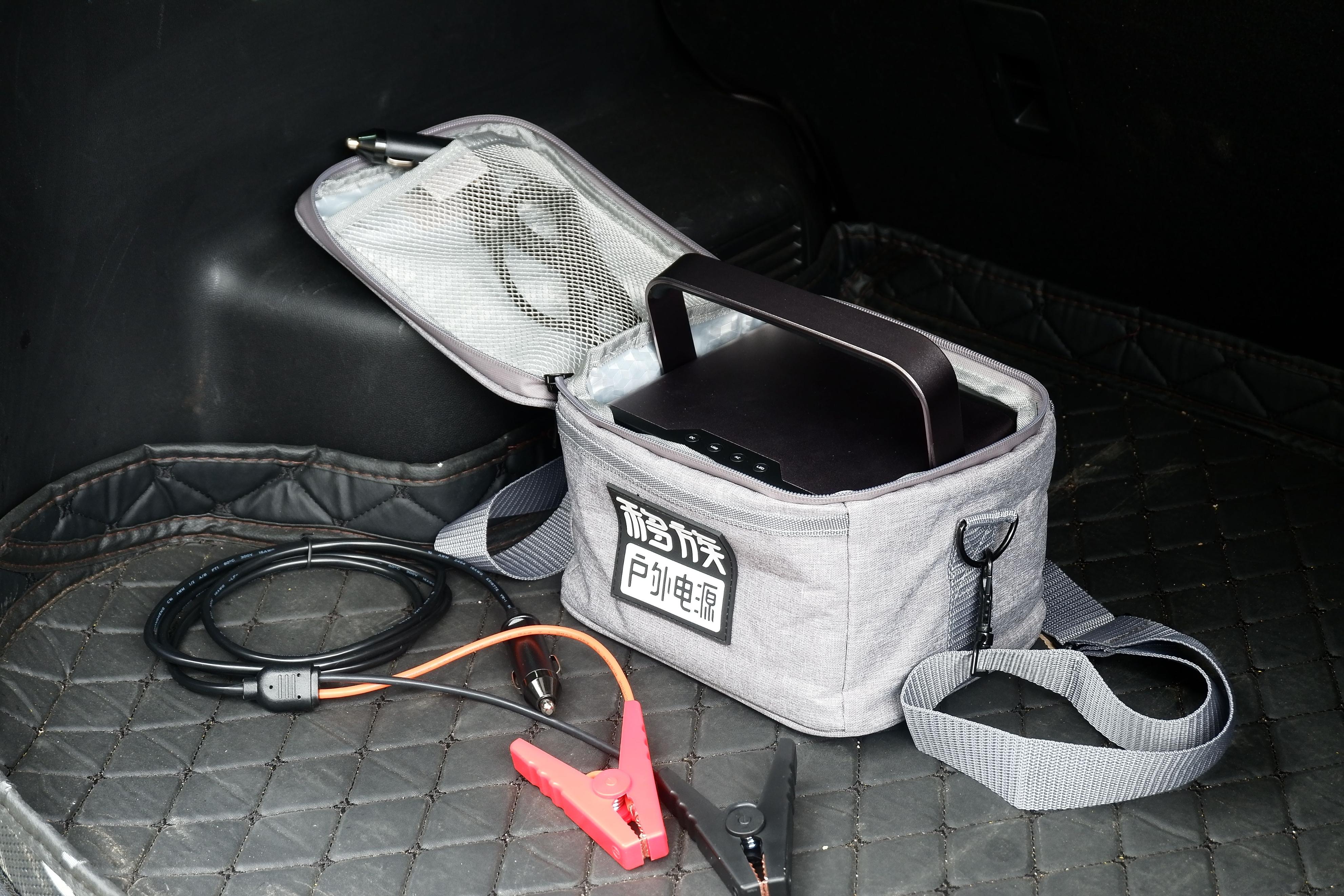 0.3度电的户外电源只有巴掌大小，350W大功率，移族P300确实香