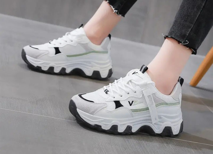 鞋子一般用什么商标最好,运动鞋商标识别