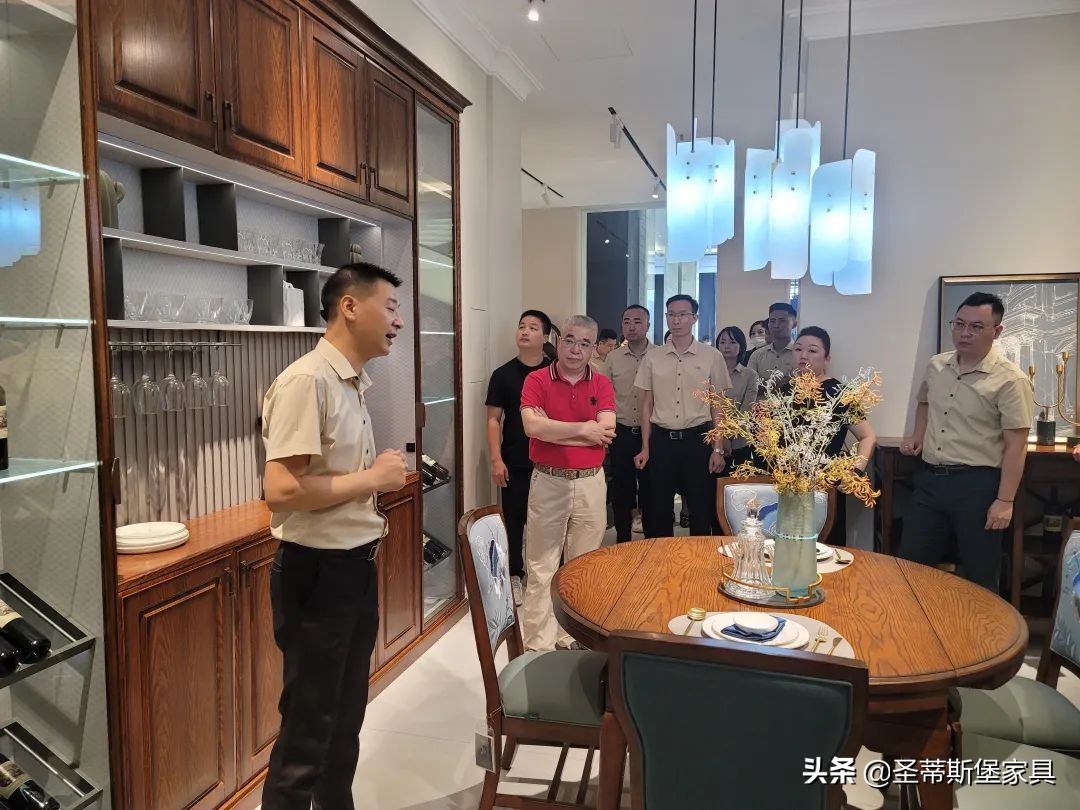 圣蒂斯堡全案整装馆,圣蒂斯堡轻奢系列