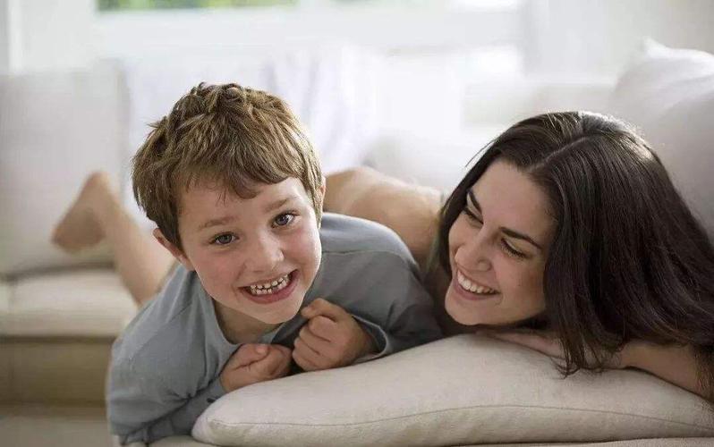 畸形爱恋引发的案件,畸形之恋引发的悲剧