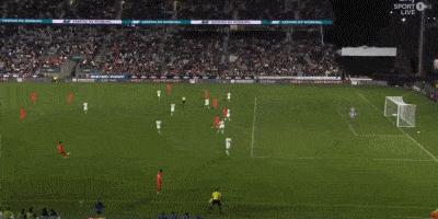 武磊对国足比赛,武磊国足热身赛2:0泰国