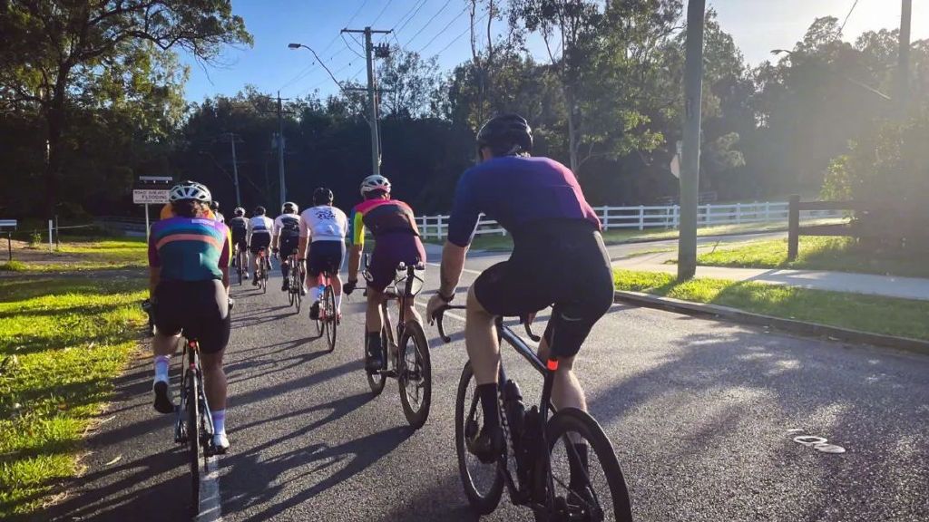 十多万的山地车,十几万的自行车都谁在买