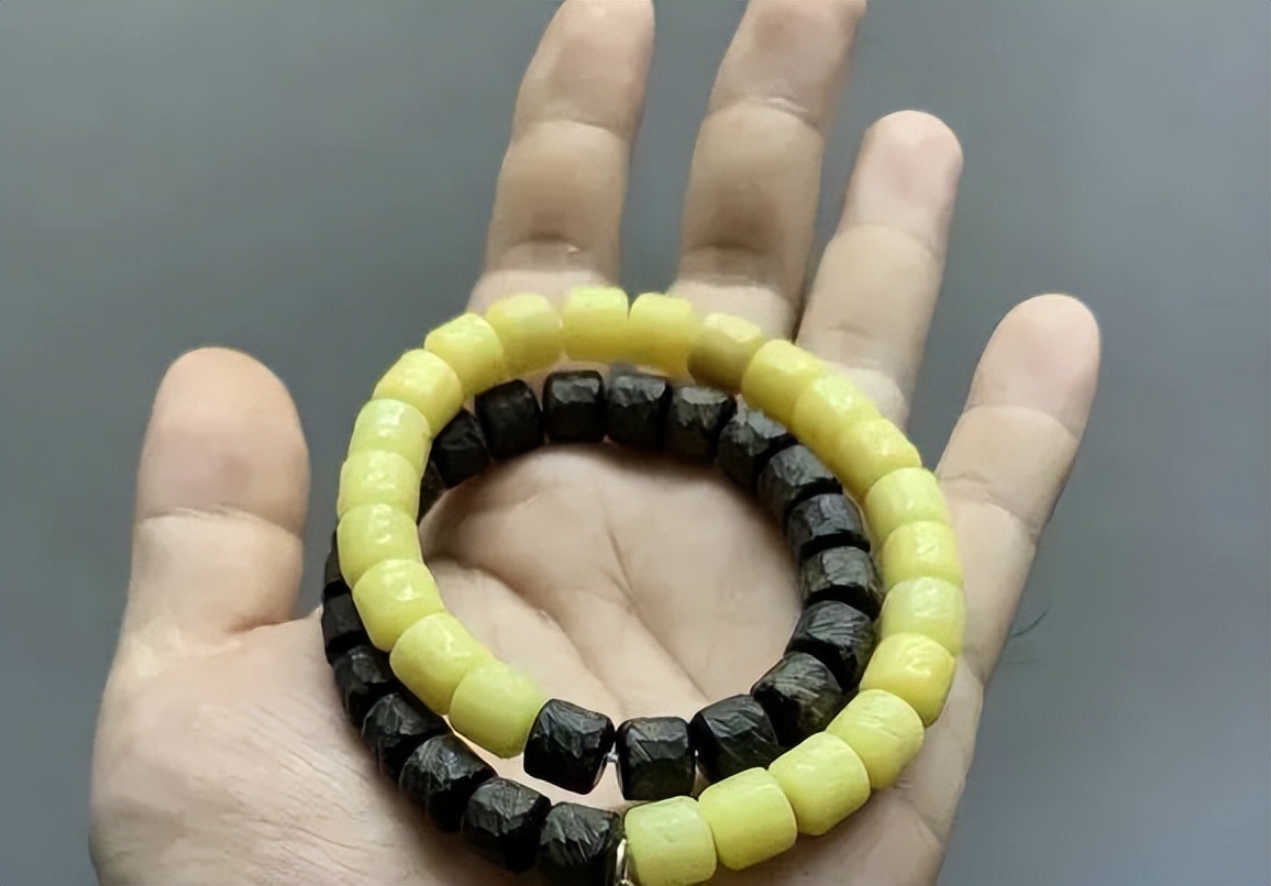 老型手串不玩怎么存放,手串长期不玩的时候怎么存放