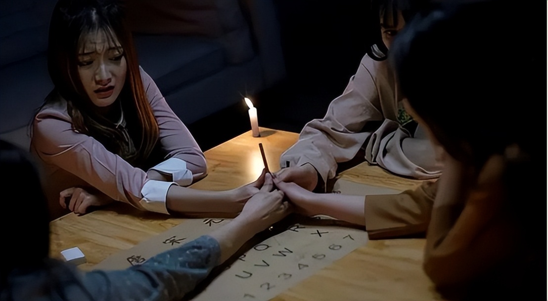 女大学生请笔仙去世,北京某高校女生请笔仙