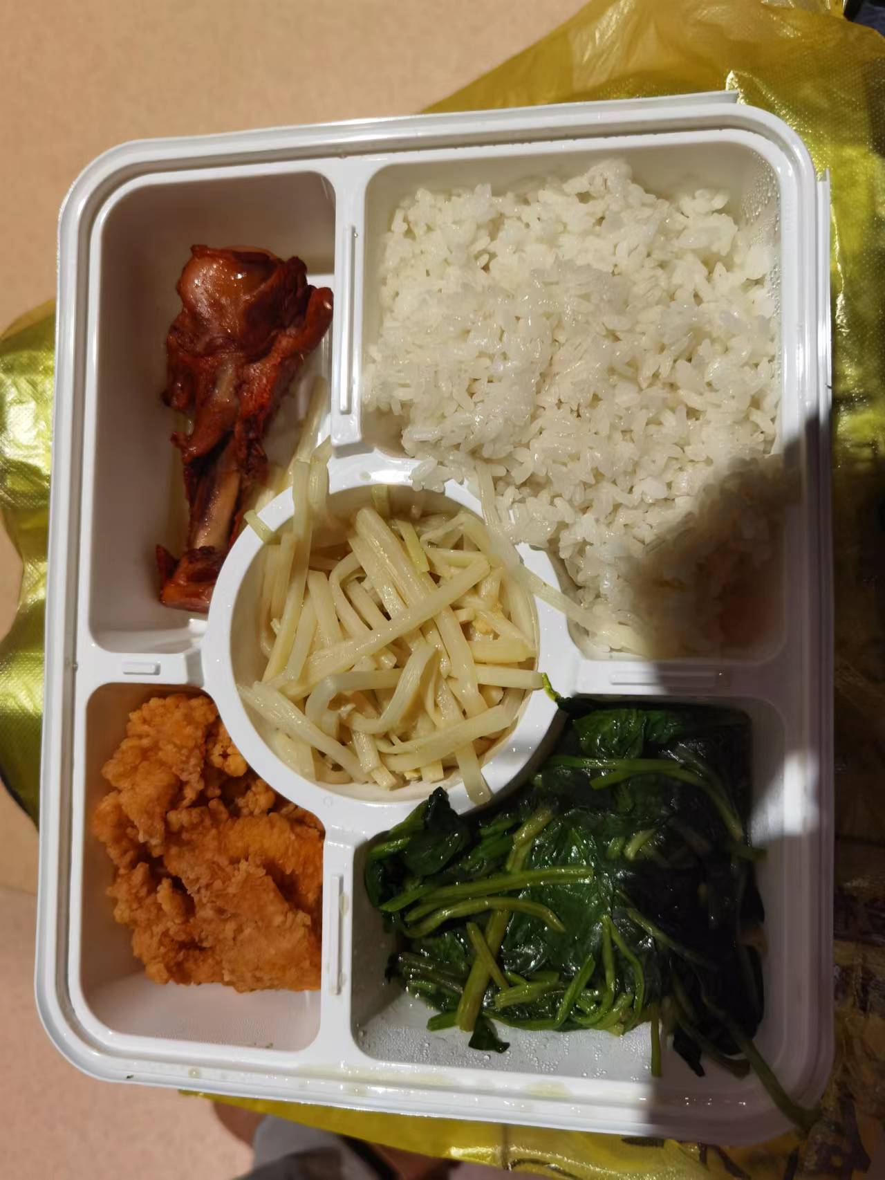 4月18日我最终还是进入了方舱