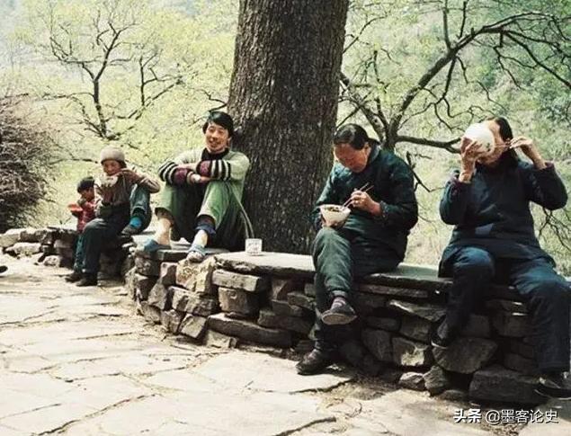 故事:河南1岁女婴患早老症,一夜变成80岁老人,母亲含泪千里求医