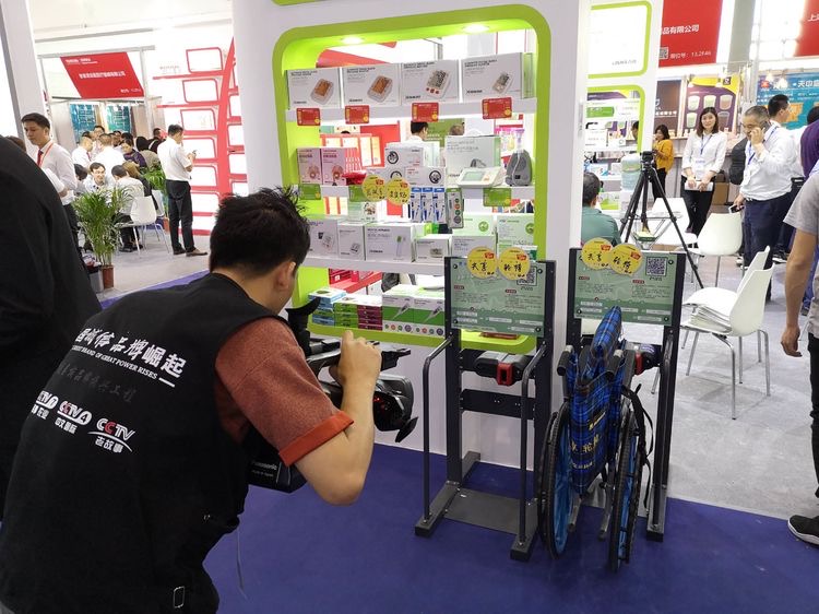 苏州租电动轮椅在哪里租,苏州免费租轮椅服务