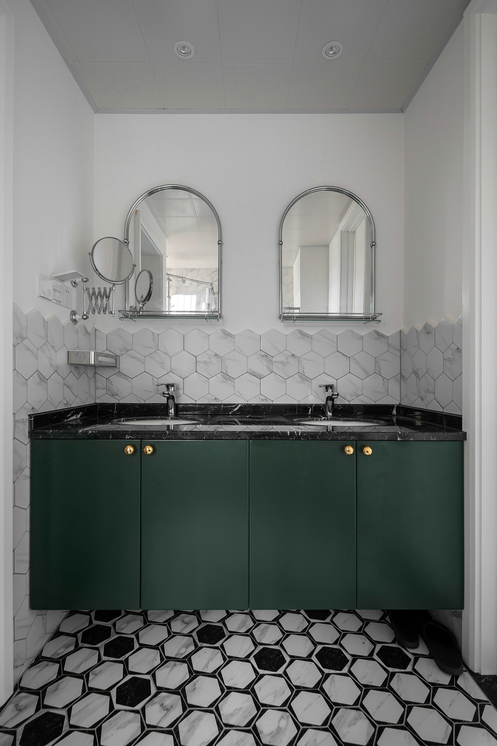 卫生间太小洗衣机无处安放,1-2平方小卫生间洗衣机最佳布局图