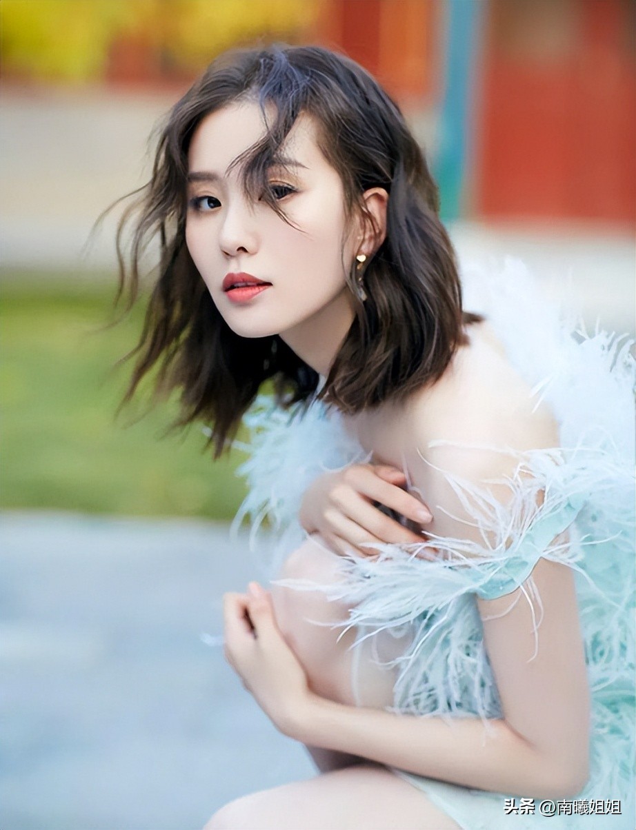 30-40岁洋气超短烫卷发减龄,适合50岁的减龄短羊毛卷发型