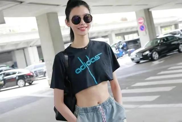 奚梦瑶婚后越来越富态了,奚梦瑶婚后首亮相